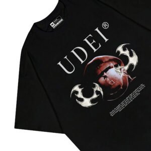 UDEI Kaos Lengan Pendek Regular Fit Dark Temtation Hitam
